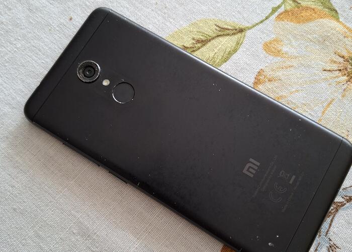 Grajewo ogłoszenia: Sprzedam telefon redmi 5 pamięć wewnętrzna 32 GB jest do niego...